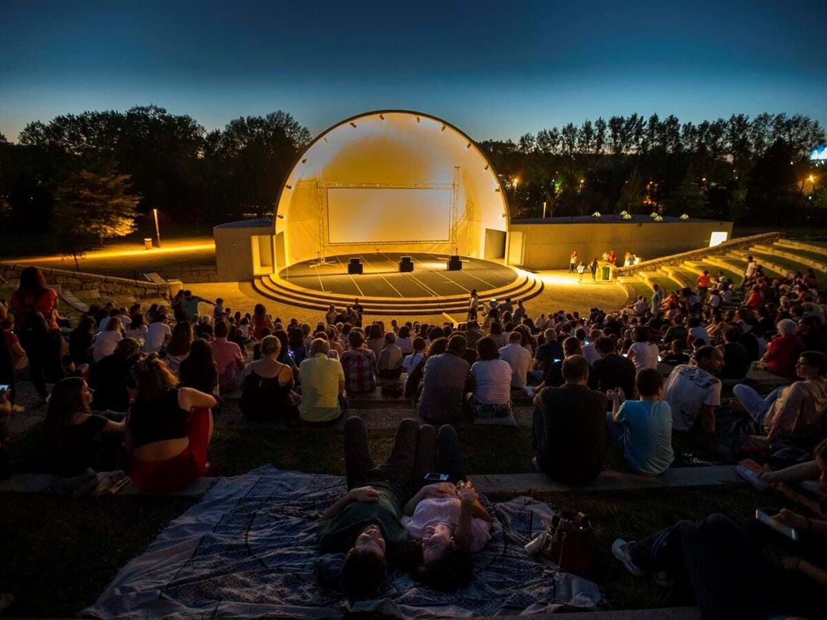 De norte a sul, o cinema ao ar livre ganha espaço