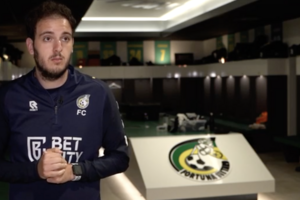Aos 27 anos já tem histórias para contar: Francisco Costa, o ex-analista de Conceição que dá outra visão ao Fortuna Sittard