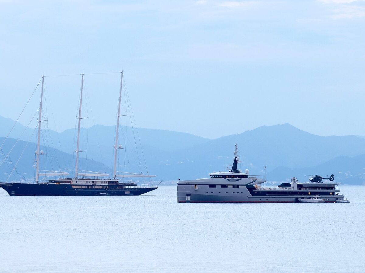 O super veleiro de Jeff Bezos