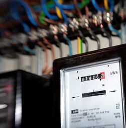 Mais de 850 mil clientes da E-Redes estavam sem eletricidade às 7h00