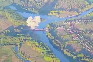 Ucrânia diz ter destruído ponte em Kursk.mp4