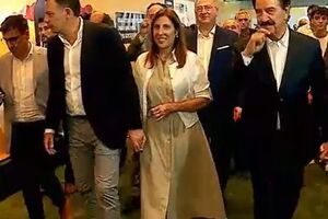 Marcelo Rebelo de Sousa e Luís Montenegro juntam-se para dar as boas-vindas ao novo ano letivo