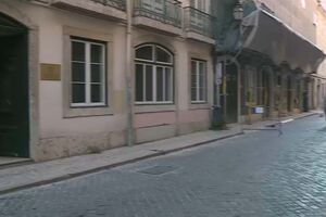 Assaltantes da Secretaria-Geral do MAI subiram pelos andaimes do prédio ao lado