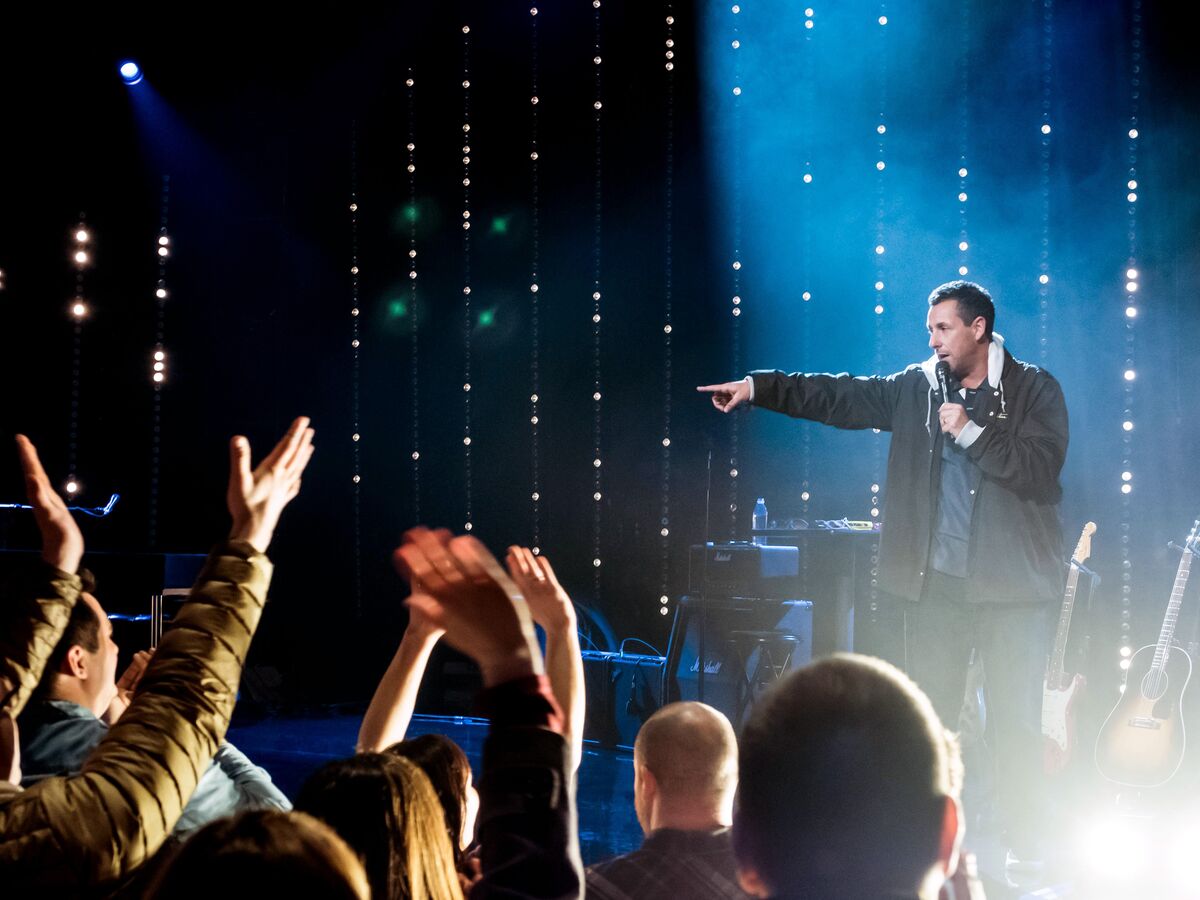 Dez especiais de comédia para noites a rir no sofá