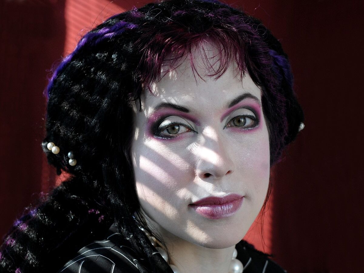 Sofi Oksanen: “As violações são armas baratas que a Rússia sempre usou na guerra”