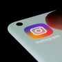 Instagram vai colocar menores de 18 anos em “contas para adolescentes” 
