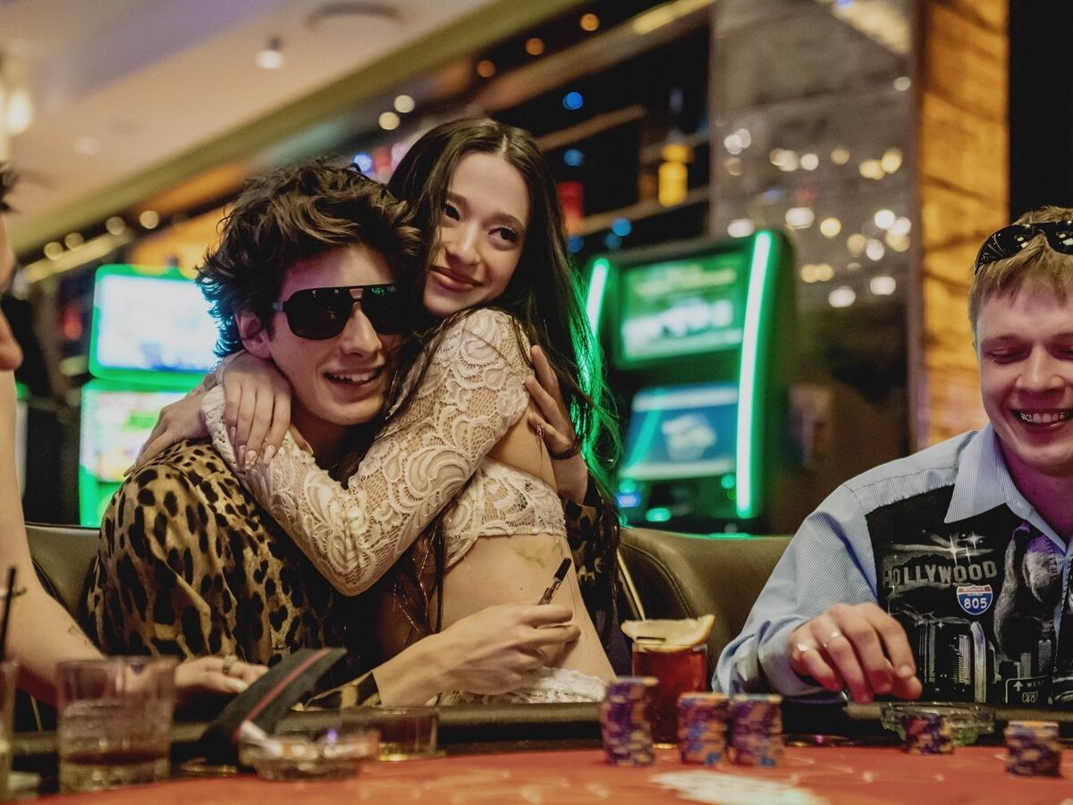 "Anora" ou a decadência do romantismo