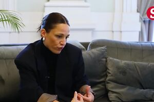 Carminho: "O que procuro num artista? Uma verdade"