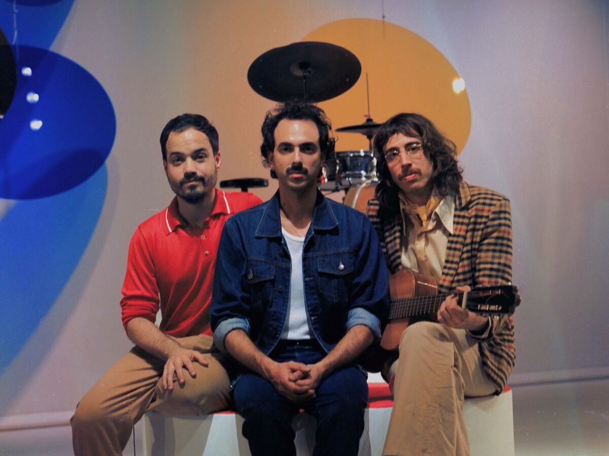 Em Portugal, O Terno despede-se e recomeça