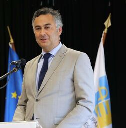 Ministro da Educação deixa garantia: 'Temos 99% das provas corrigidas'