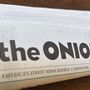 Título satírico Onion compra site de desinformação Infowars