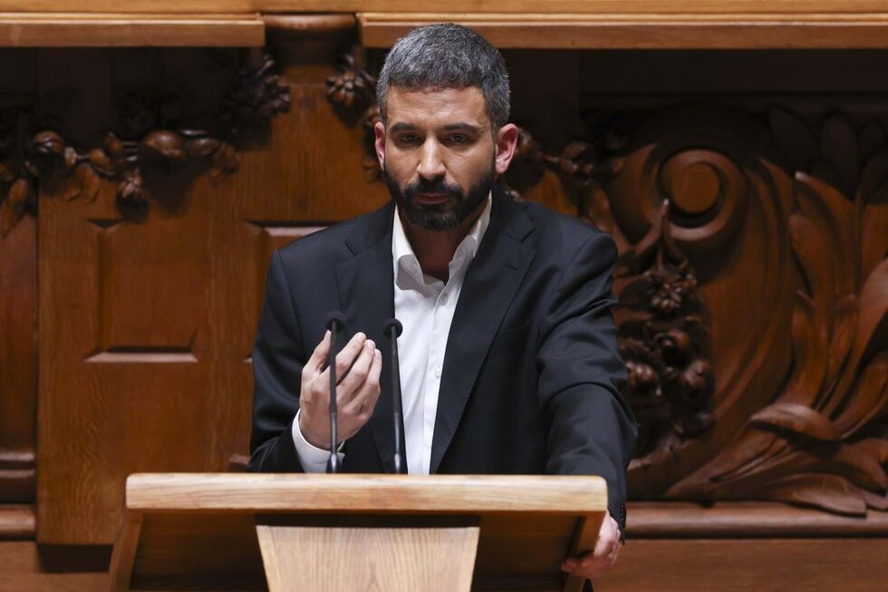 Fabian Figueiredo substitui Mariana Mortágua no parlamento