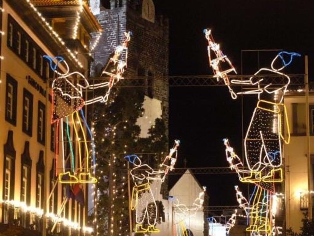 Câmaras gastam €25 milhões em luzes de Natal 