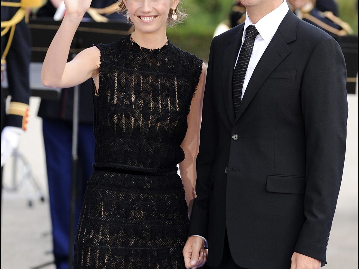 Asma al-Assad, de idolatrada a odiada