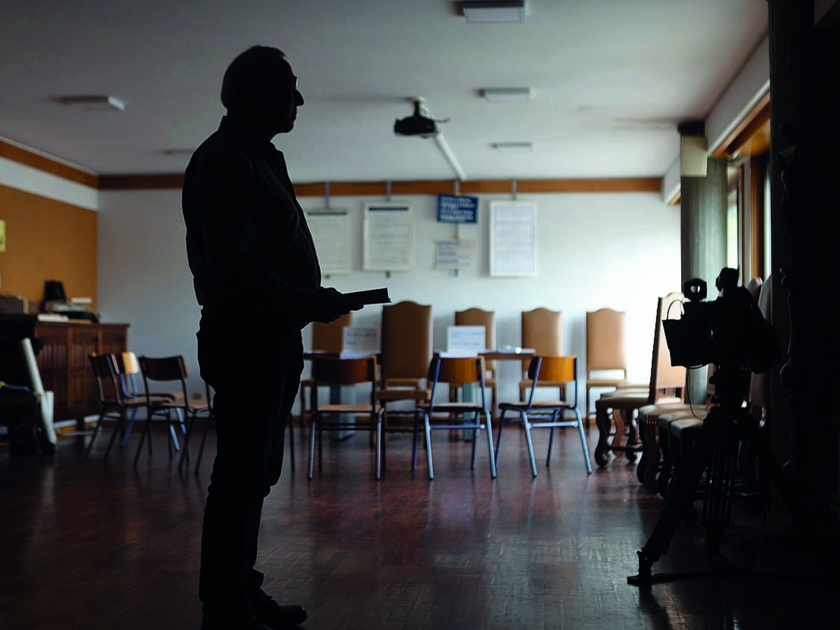 Repórter SÁBADO. É aqui que as Famílias Anónimas se sentem seguras 