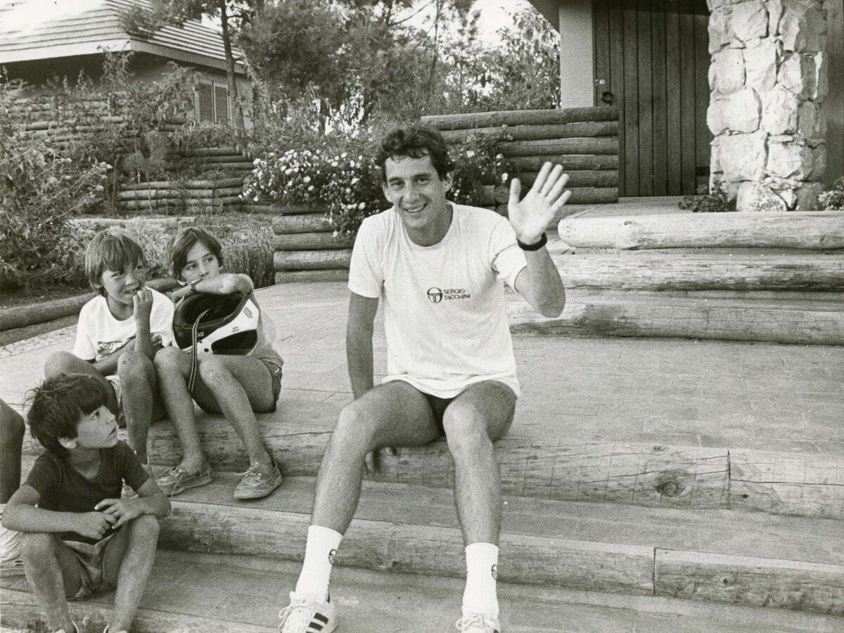 A vida de Ayrton Senna em Portugal: jantares, festas e corridas na Quinta do Lago