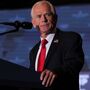 Trump nomeia Peter Navarro, preso no caso da invasão do Capitólio, para conselheiro do comércio