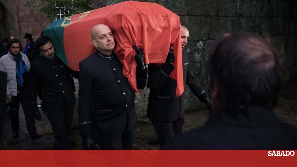 Eça de Queiroz: Uma Homenagem Merecida no Panteão Nacional