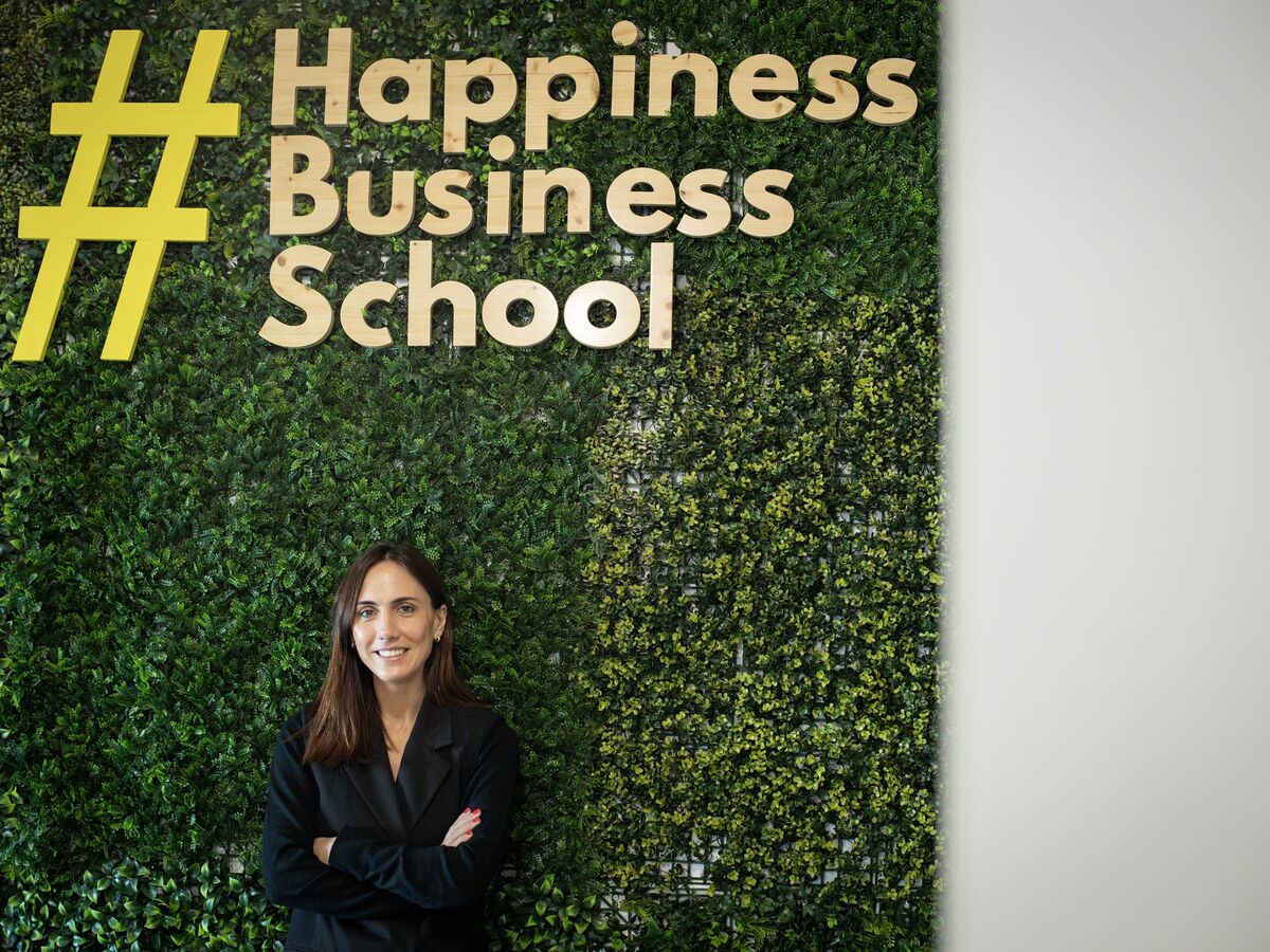 Madalena Carey: “Em Portugal, há a ideia de que trabalhar muito é um ato heroico”