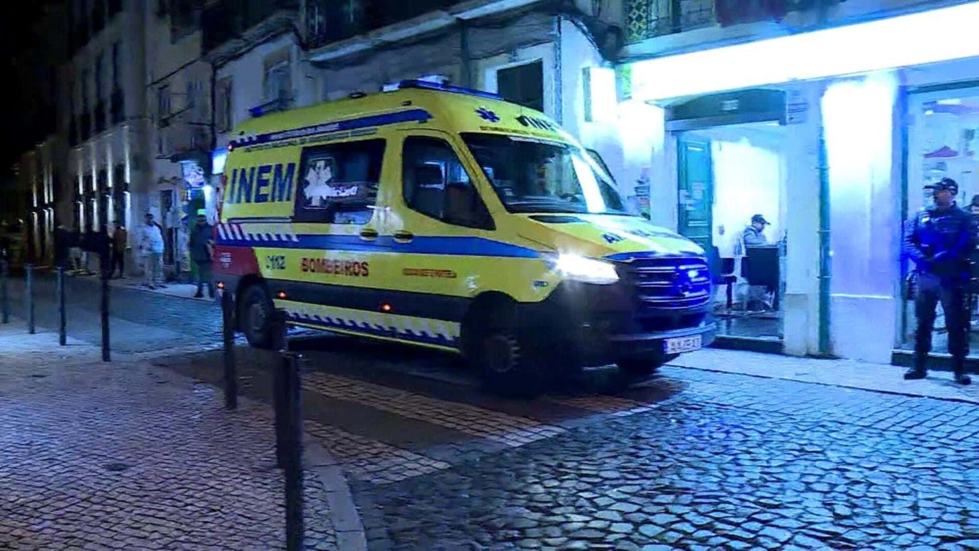 Rixa na rua do Benformoso deveu-se a motivos políticos - Portugal - SÁBADO
