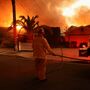 Pelo menos dois mortos e mil estruturas destruídas em incêndios em Los Angeles 