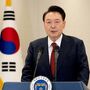 Coreia do Sul: Ex-presidente Yoon Suk-yeol pede desculpa após destituição