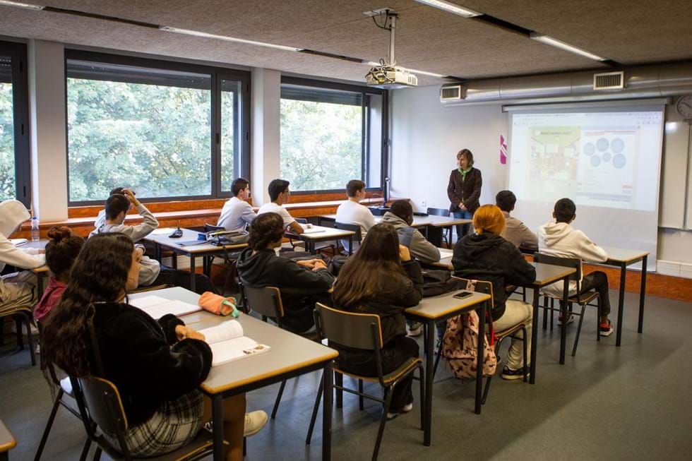 Serão colocados mediadores nas escolas portuguesas para facilitar a integração dos estudantes estrangeiros, que tem aumentado nos últimos anos. 