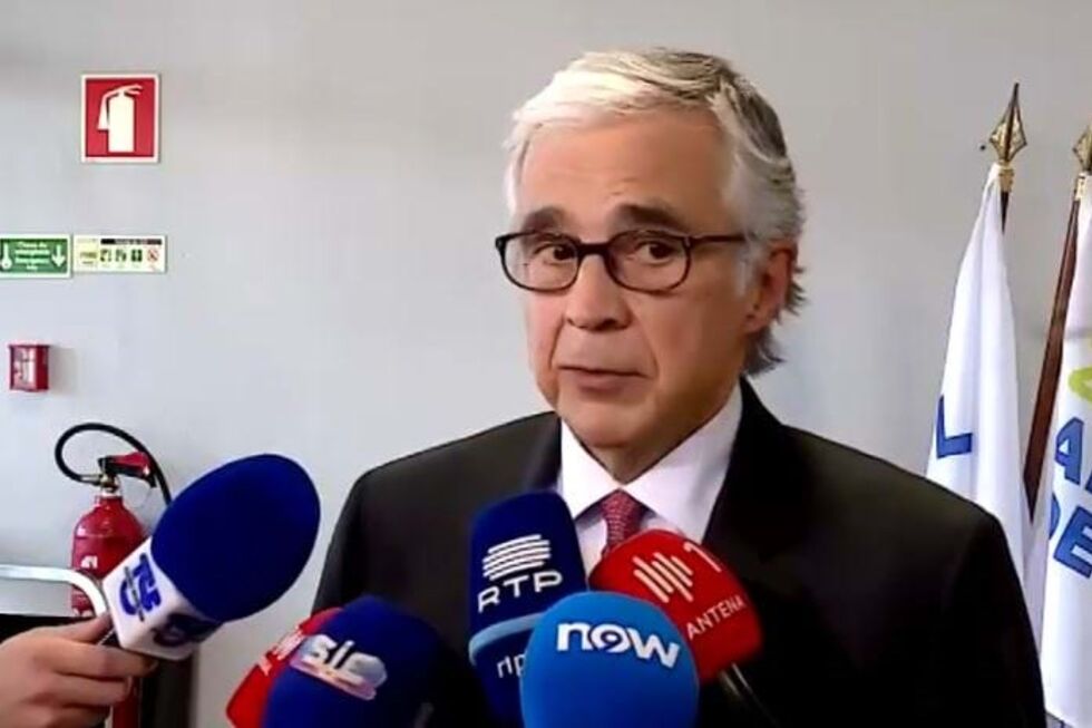 Aguiar-Branco aborda respeito na AR após alegado insulto racista de Filipe Melo a Eva Cruzeiro em Bragança