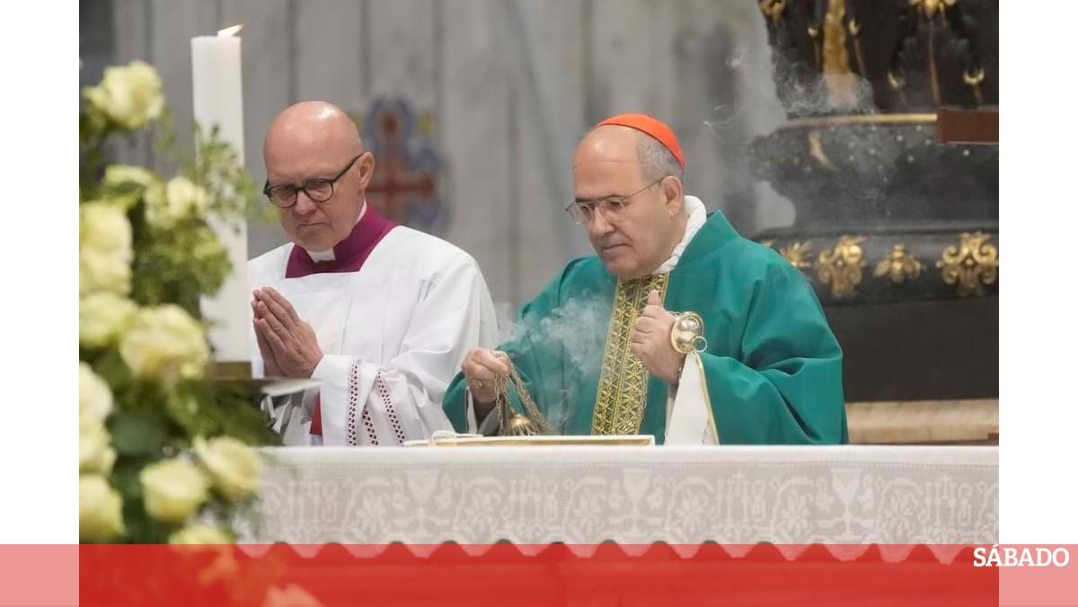 <![CDATA[ "Há novos muros a serem erigidos." Tolentino de Mendonça substitui Papa em missa  ]]>