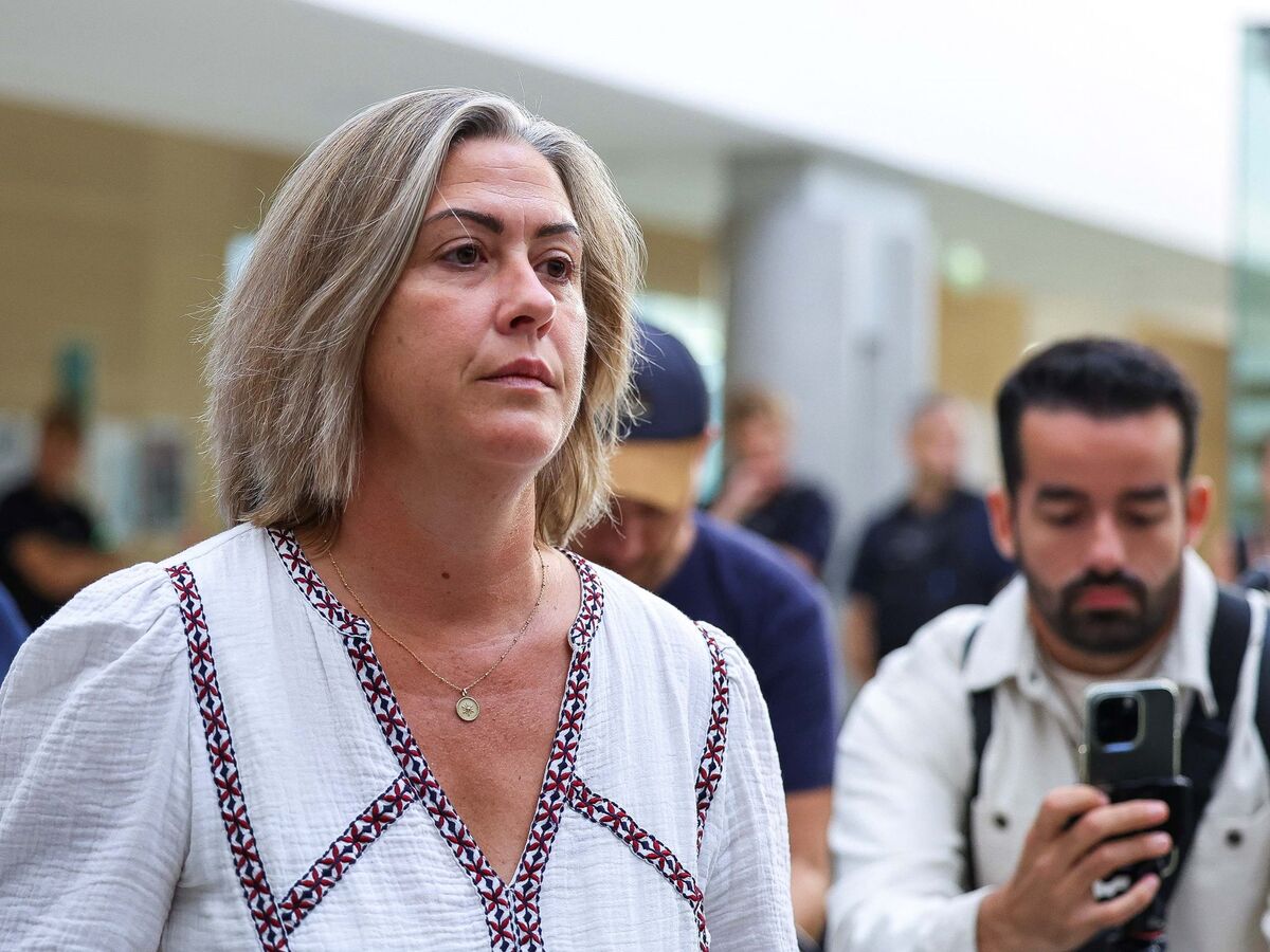 Filha de Gisèle Pelicot diz que o pai "não tem doença nenhuma"