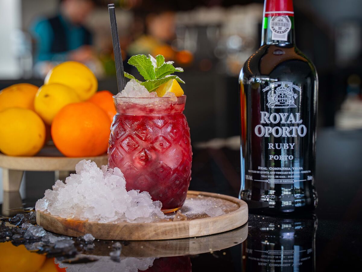 Dos cocktails aos centenários, o vinho do Porto está diferente e recomenda-se