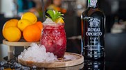 <![CDATA[ Dos cocktails aos centenários, o vinho do Porto está diferente e recomenda-se ]]>