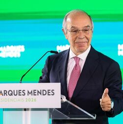 Sondagem coloca Marques Mendes na liderança da corrida presidencial