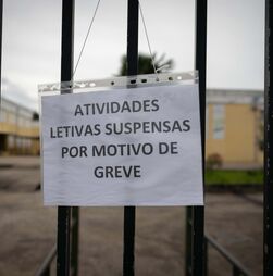 Greve na função pública com adesão a rondar os 60%