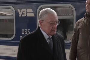 Enviado especial dos Estados Unidos chega a Kiev para discutir caminhos para a paz