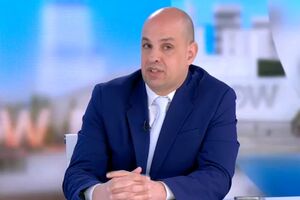 Caso de proprietários que ficaram sem casa depois de ser invadida pode ocorrer com qualquer pessoa que tenha um imóvel, diz jornalista Sandro Bettencourt