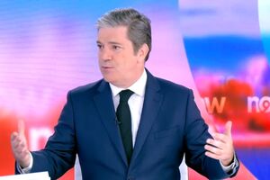 Guia "O Direito a Ser nas Escolas" contraria o direito dos pais escolherem a educação que desejam para os seus filhos, refere Paulo Núncio