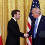 Macron ve Trump Ukrayna'da barışı görüşmek üzere bir araya geldi. 'Bir hafta içinde savaş kalmayacak'