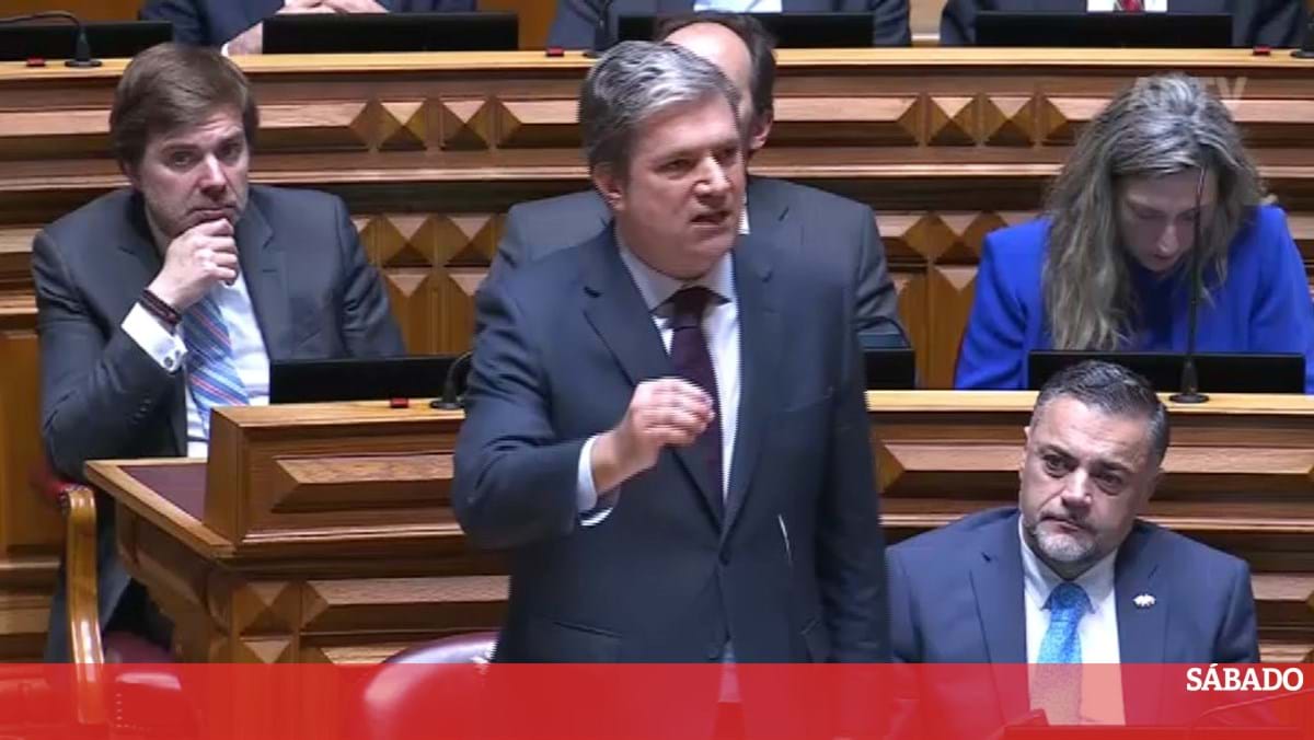 <![CDATA[ Núncio diz que o PS tem a oportunidade "de evitar atirar o País para uma crise política"  ]]>