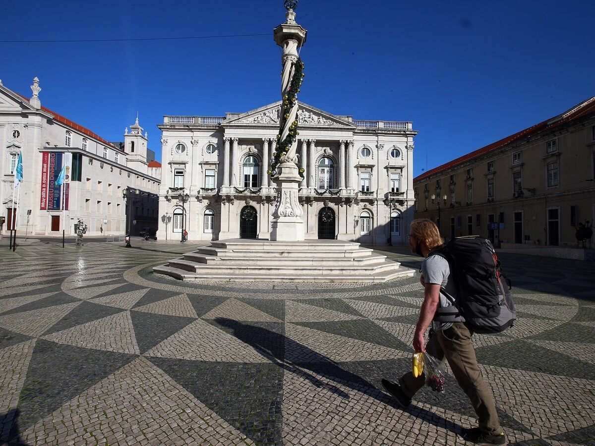 Câmara de Lisboa trava AL, mas acelera hotelaria