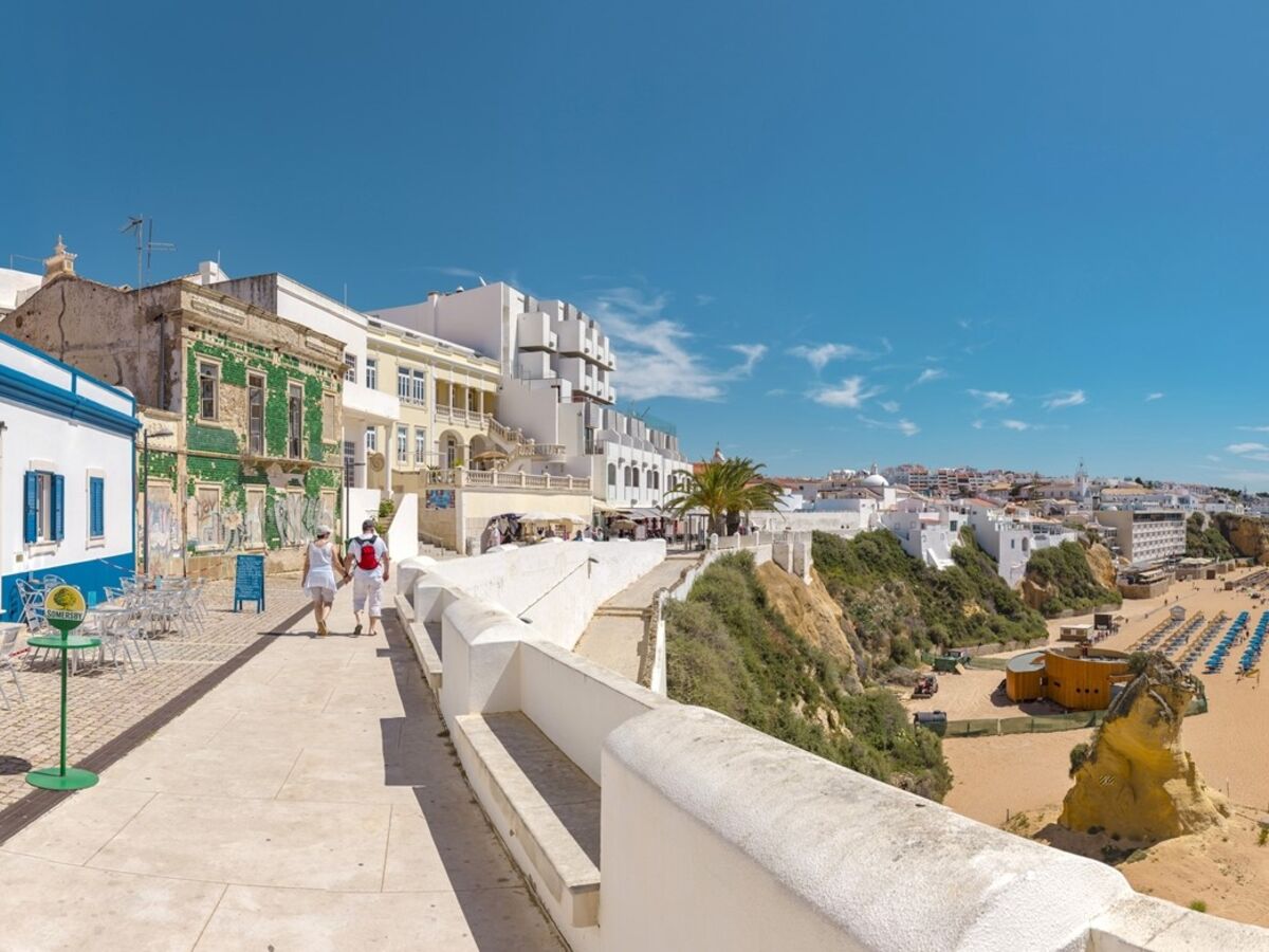 Albufeira, um destino com praia, diversão e gastronomia 