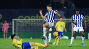 <![CDATA[ FC Porto vence em Arouca e coloca-se à condição a três pontos dos líderes ]]>