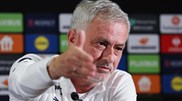 <![CDATA[ José Mourinho rejeita acusações de racismo e vai pedir indemnização ]]>