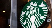 <![CDATA[ Starbucks condenada a pagar 50 milhões de dólares por ter queimado um homem com chá ]]>