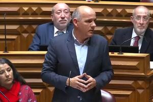 Paulo Raimundo garante que o PCP "não tem medo de pôr o povo a decidir"