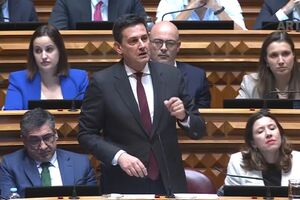 Rui Rocha diz que os portugueses "não querem eleições, querem explicações" 