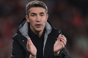 Bruno Lage aplaude equipa