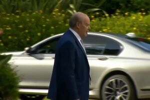Pinto da Costa vendeu ações do FC Porto e afastou o filho Alexandre da herança