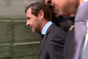 André Villas-Boas em silêncio à chegada ao tribunal
