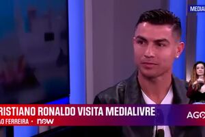 Cristiano Ronaldo visita Medialivre e é entrevistado no NOW